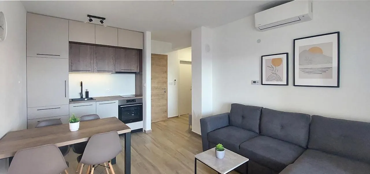 Maslenica Apartments 0*,  Croatia