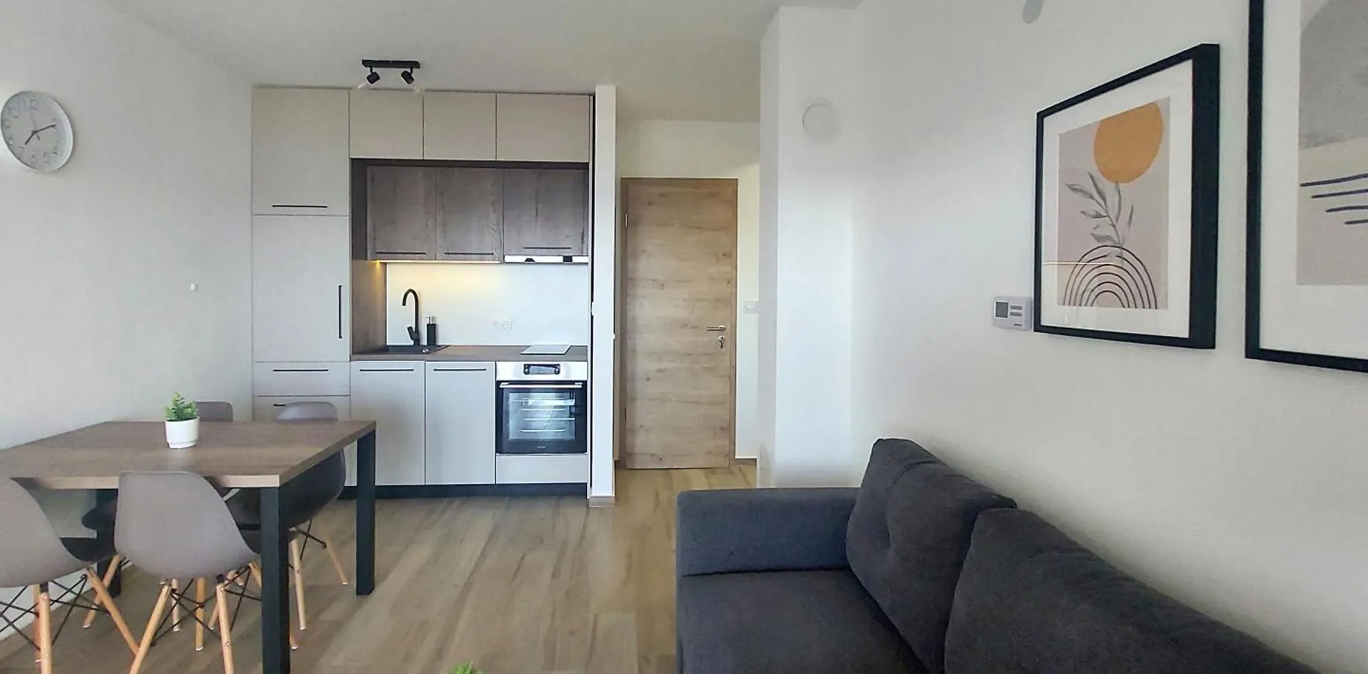 Maslenica Apartments 0*,